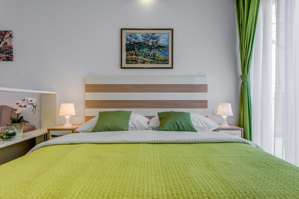 Room&Studio Apartment Just Enjoy Split Eksteriør billede